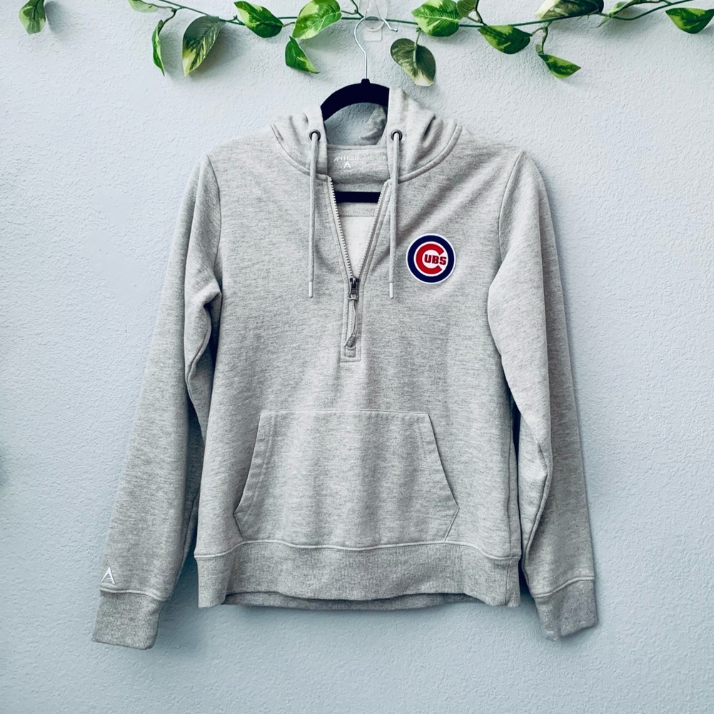 Antigua Chicago Cubs pull over hooded sweater
